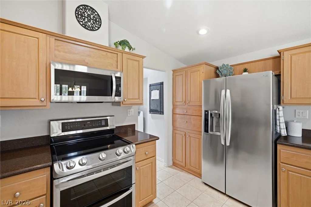391 Inverness, Pahrump, NV 89048