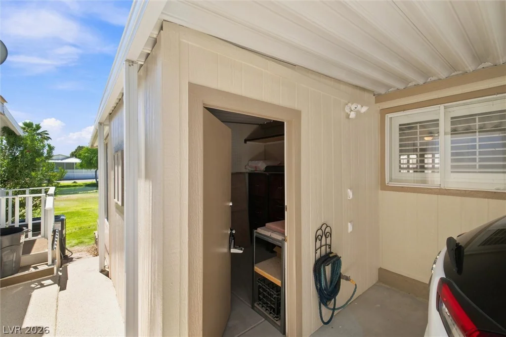 391 Inverness, Pahrump, NV 89048