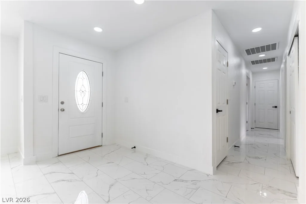 1935 Gabriel, Las Vegas, NV 89119
