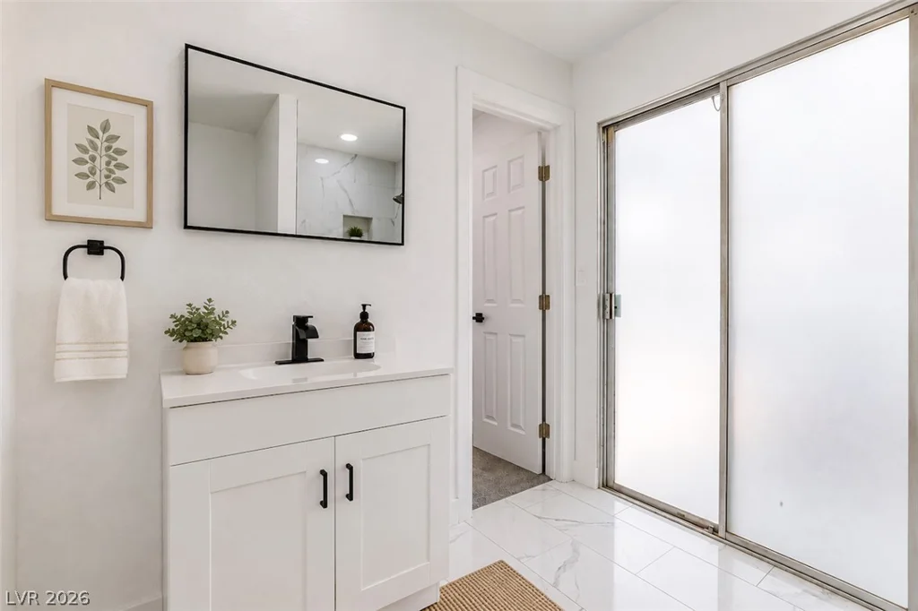 1935 Gabriel, Las Vegas, NV 89119