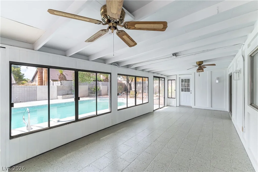 1935 Gabriel, Las Vegas, NV 89119