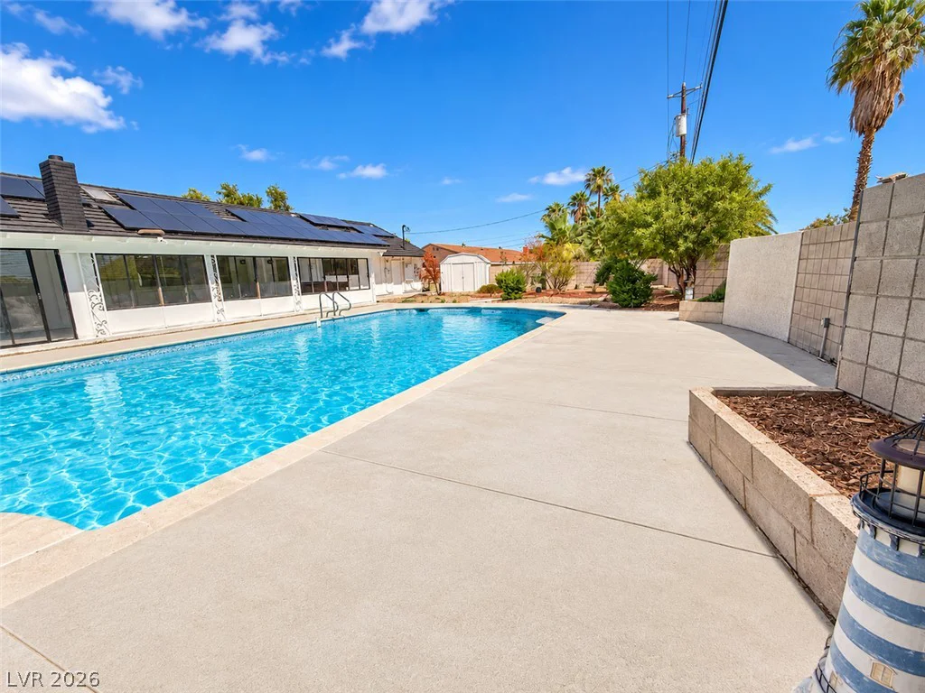 1935 Gabriel, Las Vegas, NV 89119