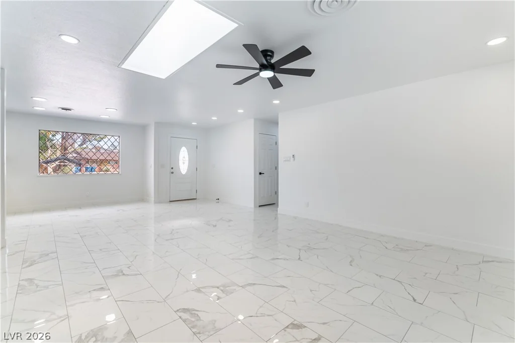 1935 Gabriel, Las Vegas, NV 89119