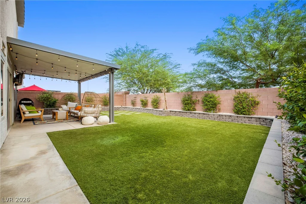 8960 Pemberton Valley, Las Vegas, NV 89139