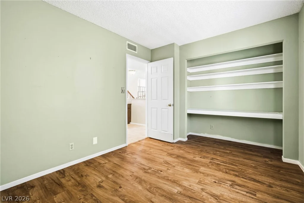 3804 Red Rock, Las Vegas, NV 89103