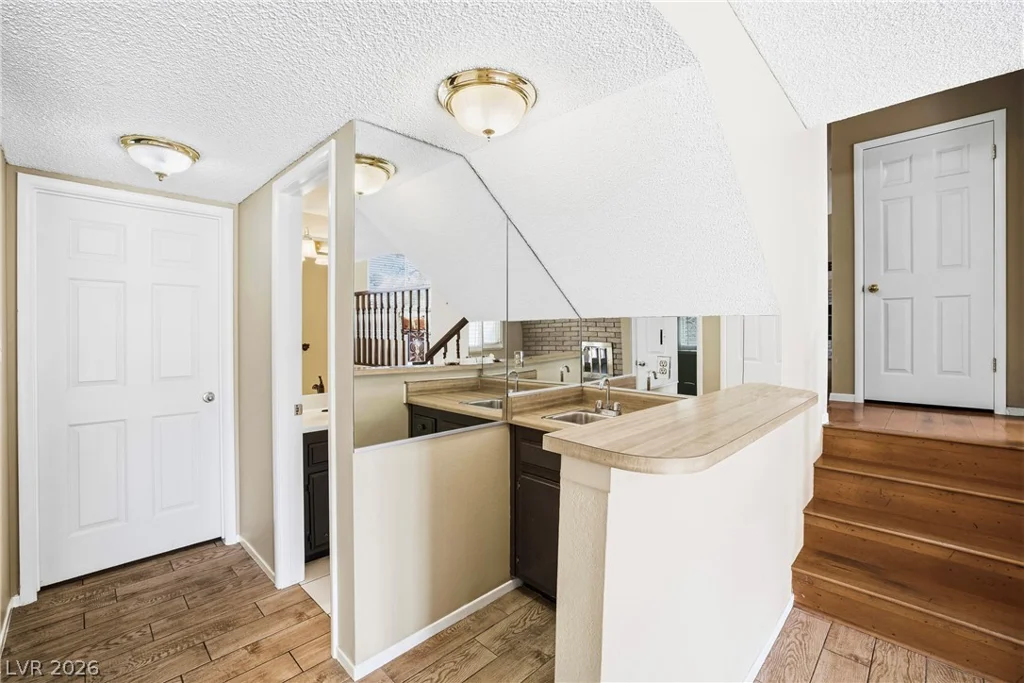 3804 Red Rock, Las Vegas, NV 89103