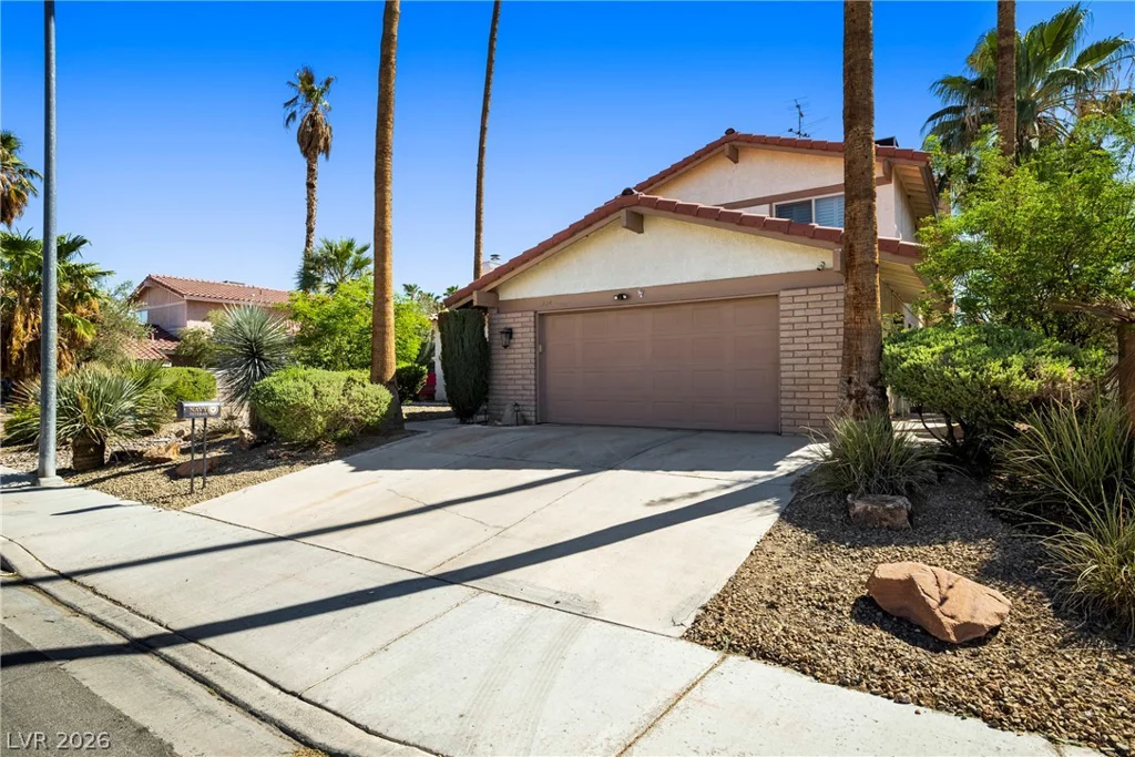 3804 Red Rock, Las Vegas, NV 89103