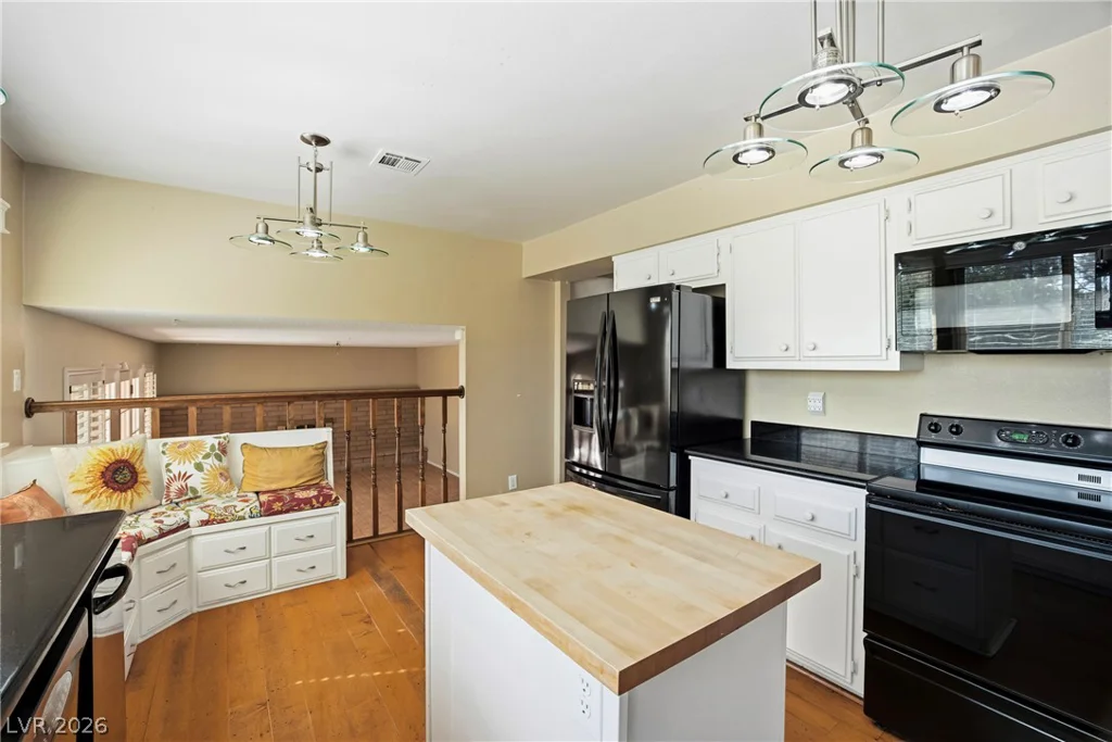 3804 Red Rock, Las Vegas, NV 89103