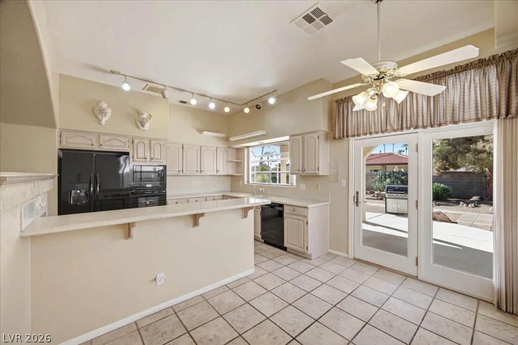 7505 Dry Pines, Las Vegas, NV 89129
