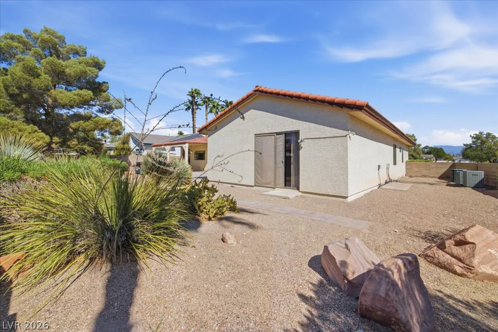 7505 Dry Pines, Las Vegas, NV 89129