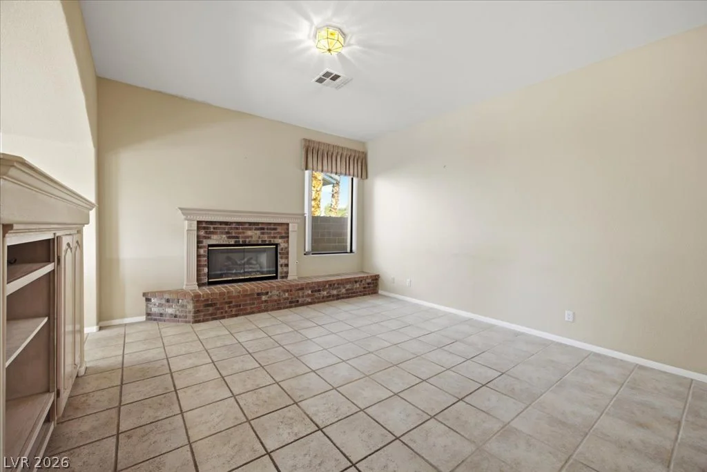 7505 Dry Pines, Las Vegas, NV 89129