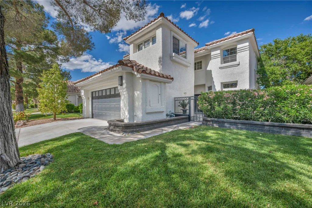 9208 Eagle Ridge, Las Vegas, NV 89134