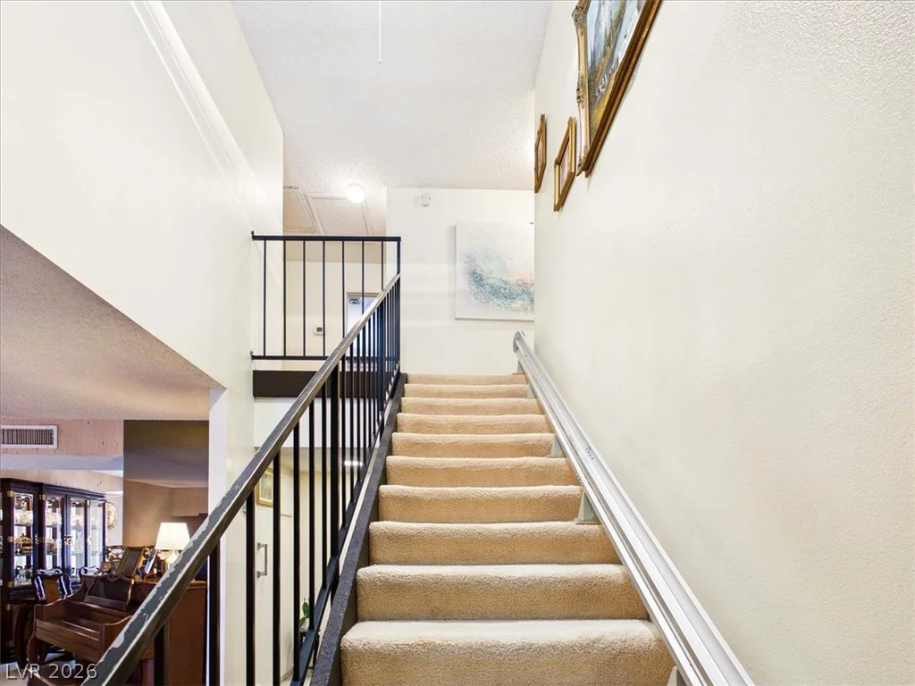 3885 Redwood, Las Vegas, NV 89103
