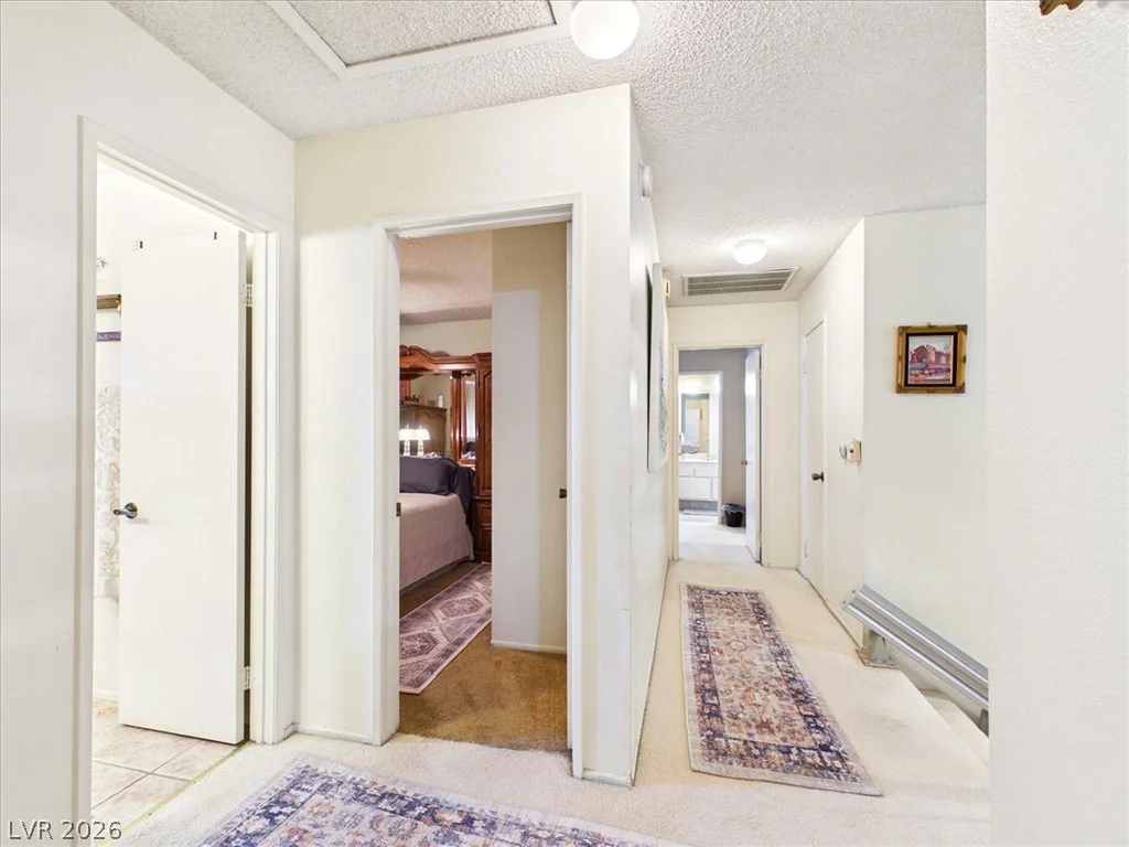 3885 Redwood, Las Vegas, NV 89103