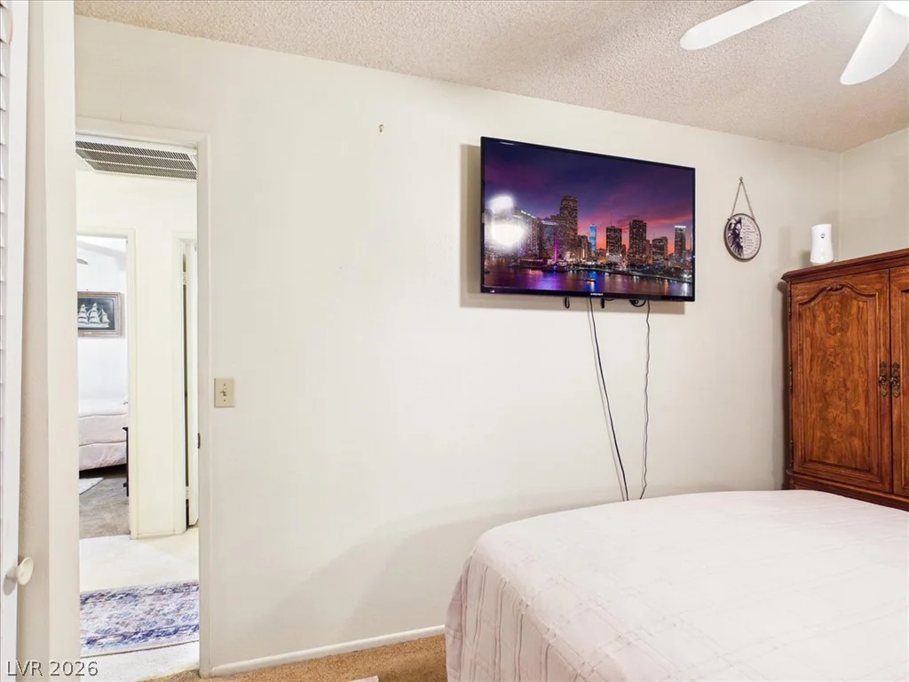 3885 Redwood, Las Vegas, NV 89103