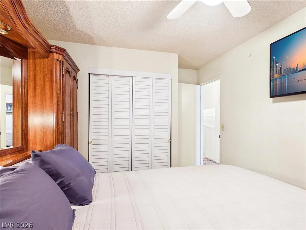 3885 Redwood, Las Vegas, NV 89103