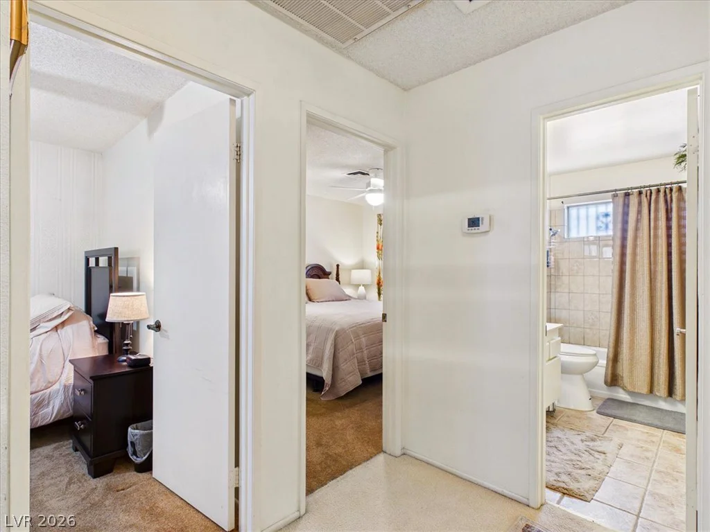 3885 Redwood, Las Vegas, NV 89103