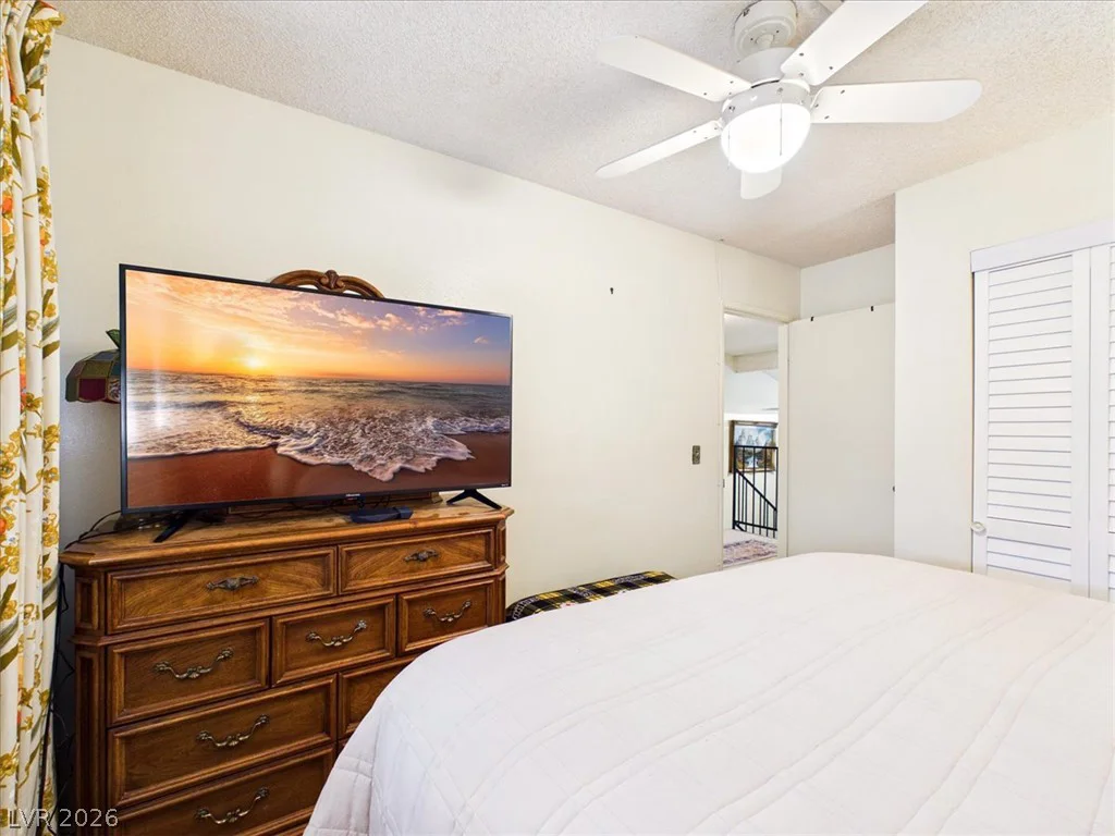 3885 Redwood, Las Vegas, NV 89103