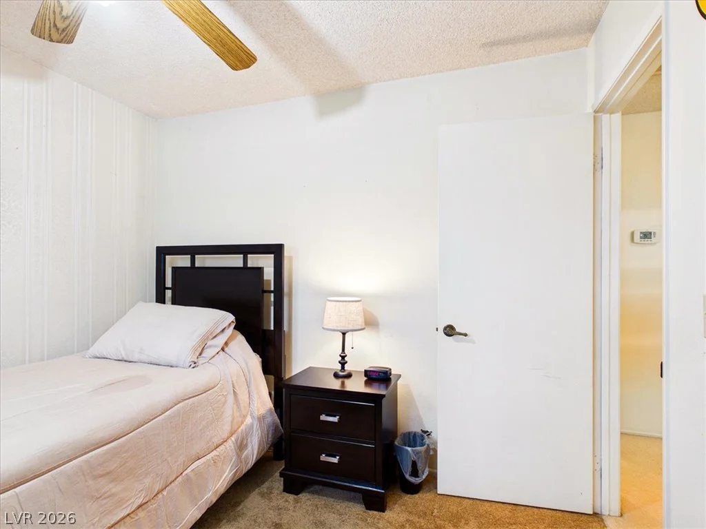 3885 Redwood, Las Vegas, NV 89103