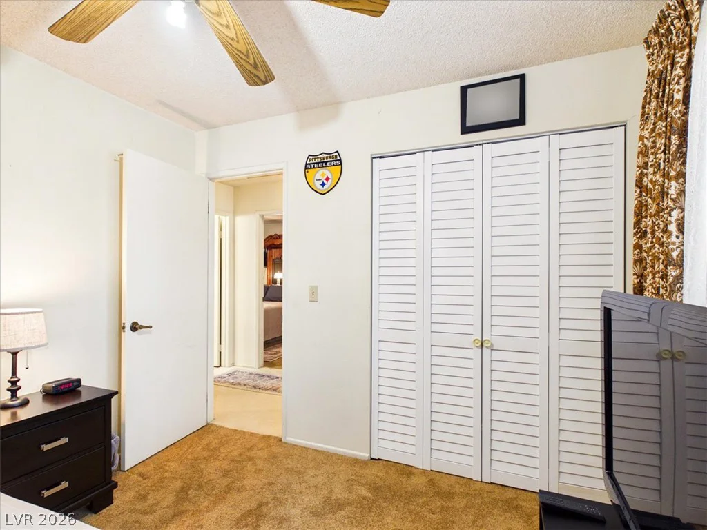 3885 Redwood, Las Vegas, NV 89103