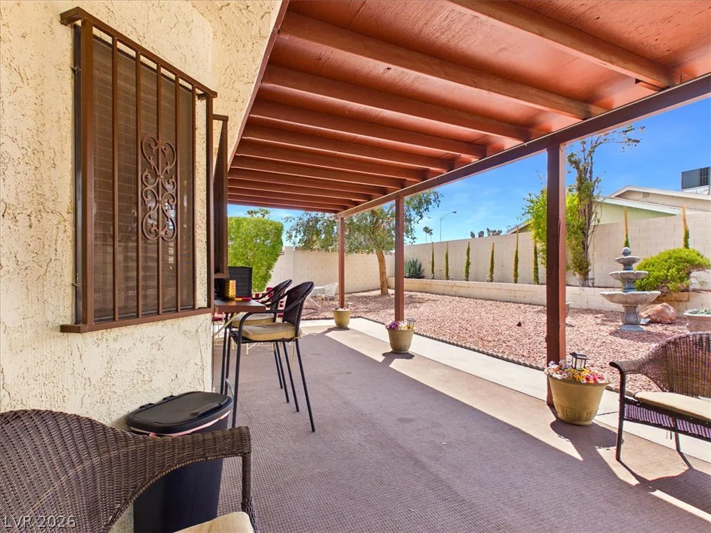 3885 Redwood, Las Vegas, NV 89103