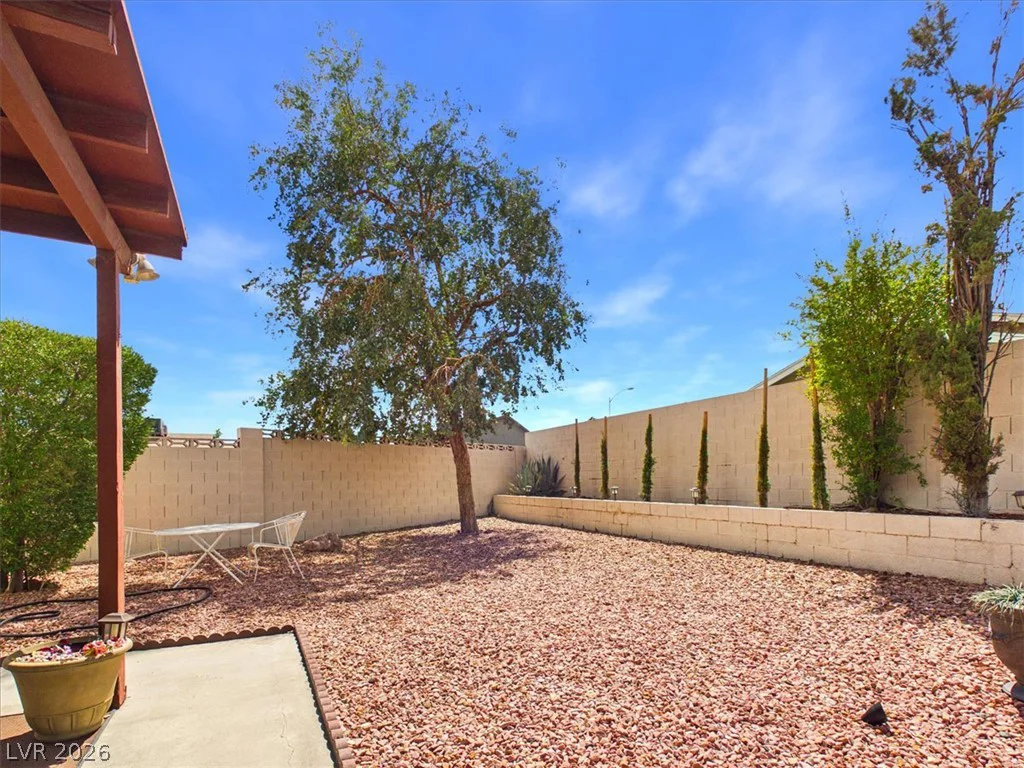 3885 Redwood, Las Vegas, NV 89103