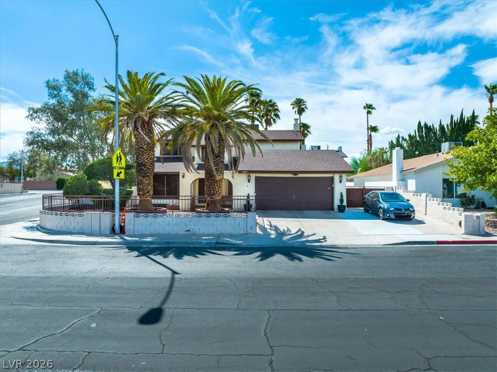 3885 Redwood, Las Vegas, NV 89103