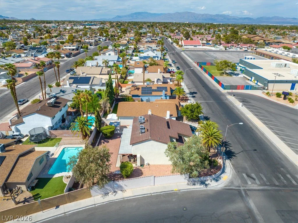 3885 Redwood, Las Vegas, NV 89103