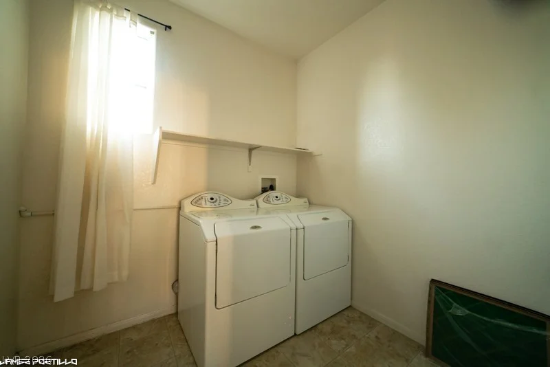 3850 Belle Glade, Las Vegas, NV 89129
