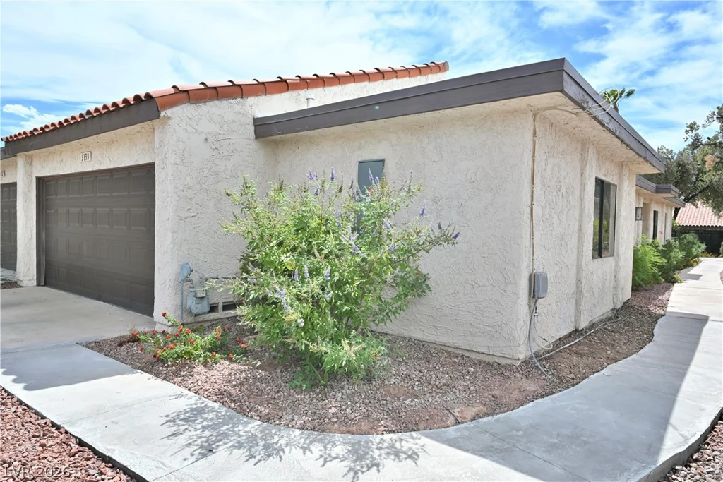 3133 Pradera, Las Vegas, NV 89121