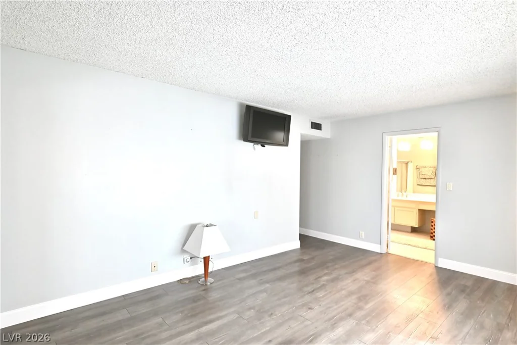 3133 Pradera, Las Vegas, NV 89121