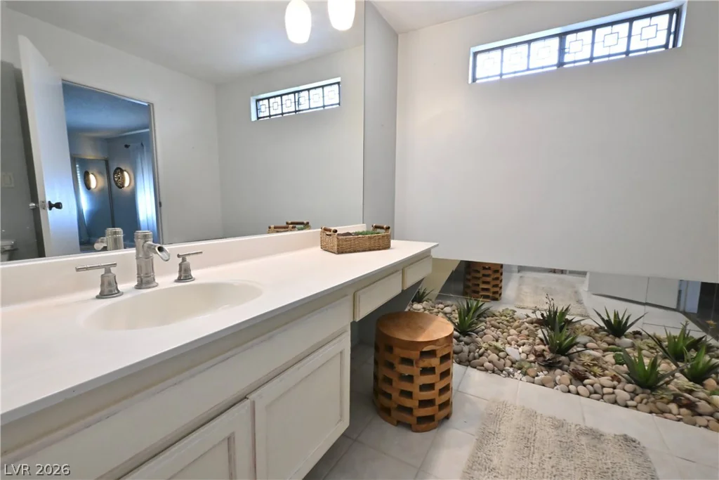 3133 Pradera, Las Vegas, NV 89121