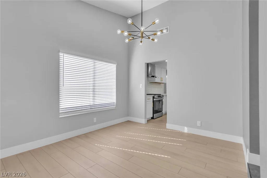 5134 Desert Inn, Las Vegas, NV 89146