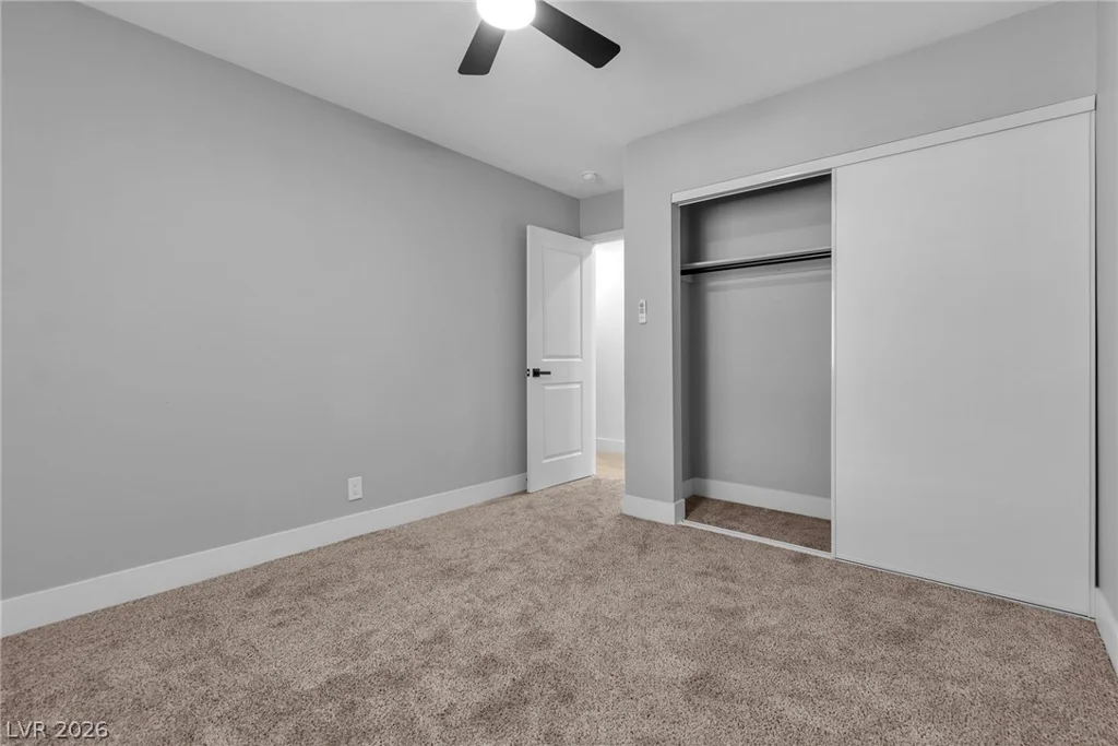 5134 Desert Inn, Las Vegas, NV 89146