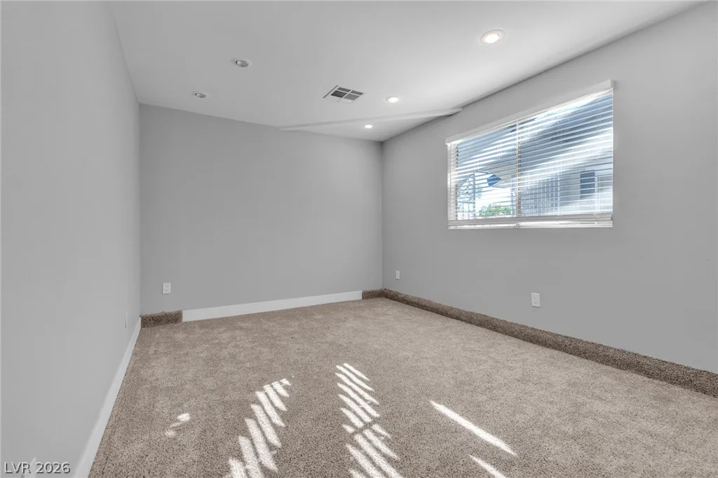 5134 Desert Inn, Las Vegas, NV 89146