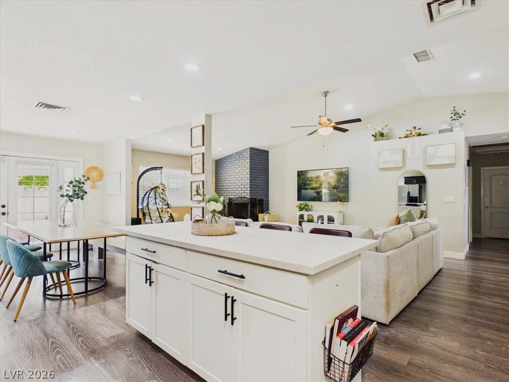 2402 El Tesoro, Henderson, NV 89014