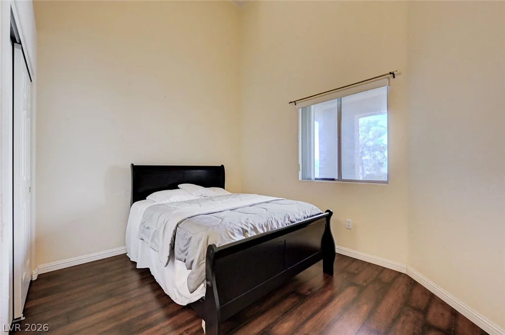 900 Heavenly Hills, Las Vegas, NV 89145