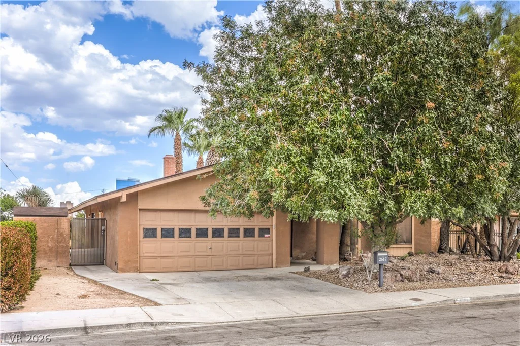 2617 YARDLEY, Las Vegas, NV 89102