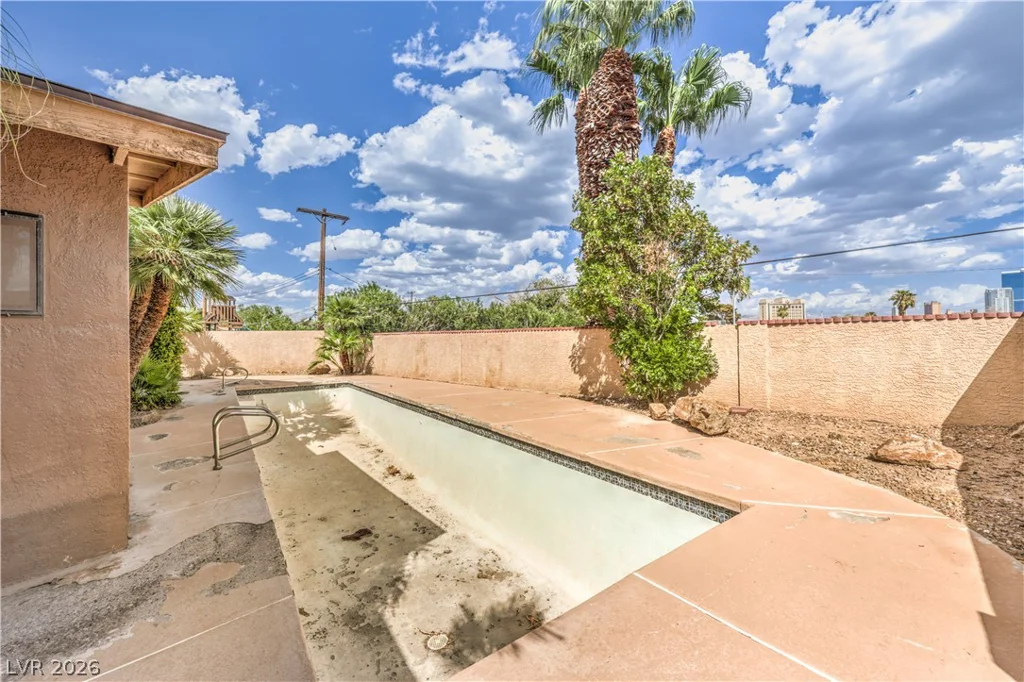 2617 YARDLEY, Las Vegas, NV 89102