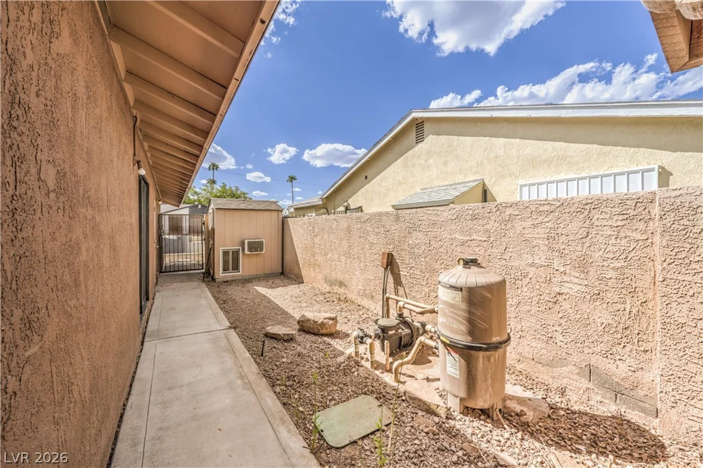 2617 YARDLEY, Las Vegas, NV 89102
