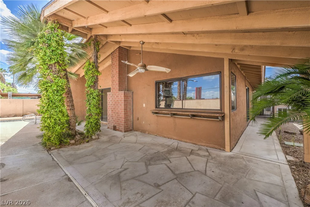 2617 YARDLEY, Las Vegas, NV 89102