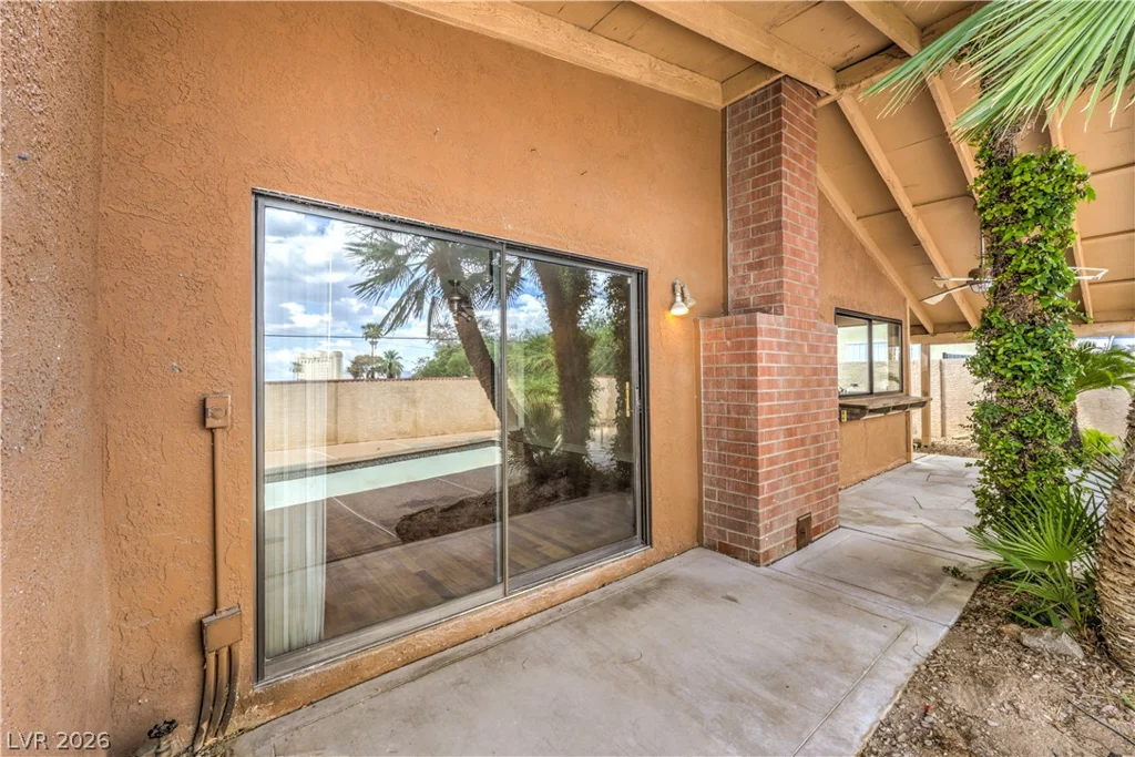 2617 YARDLEY, Las Vegas, NV 89102