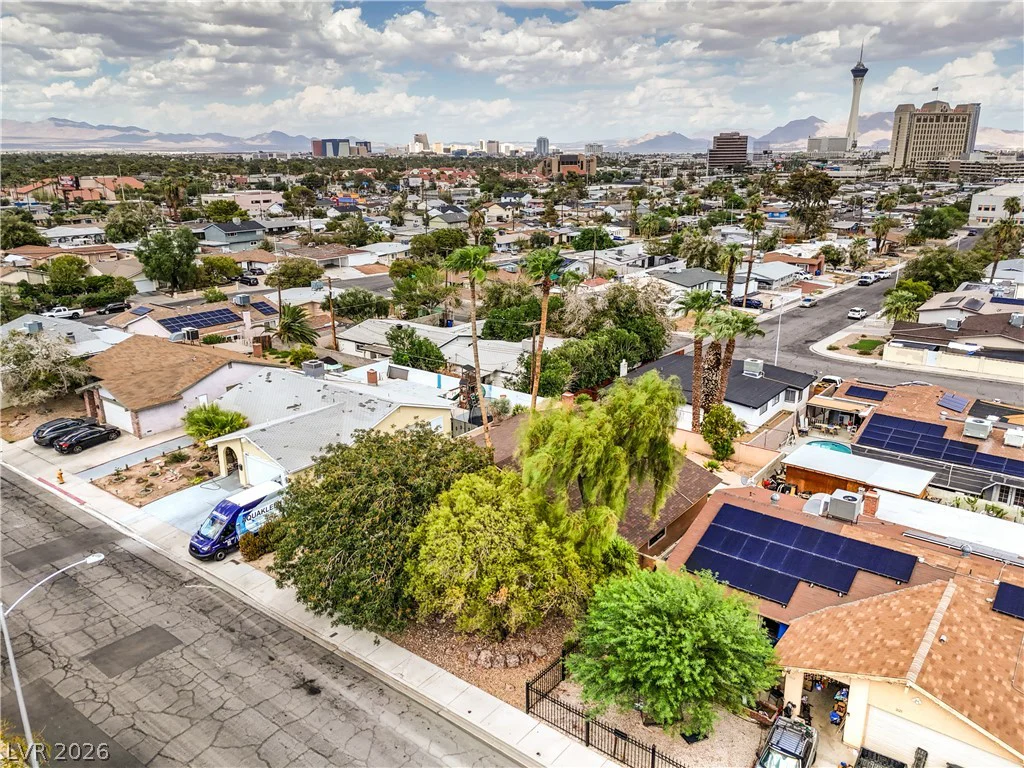 2617 YARDLEY, Las Vegas, NV 89102