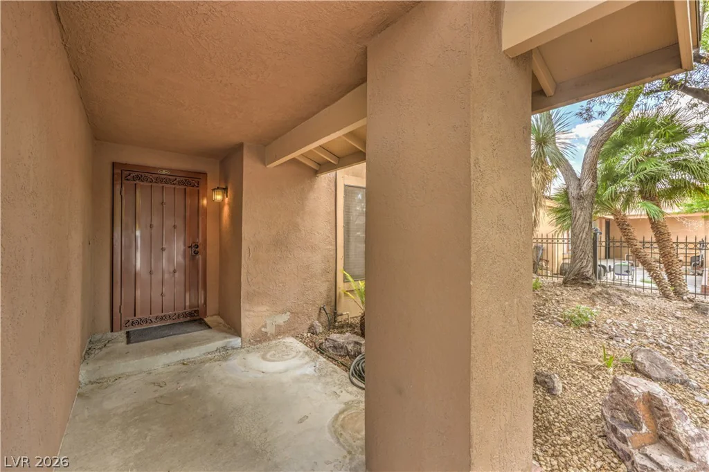 2617 YARDLEY, Las Vegas, NV 89102