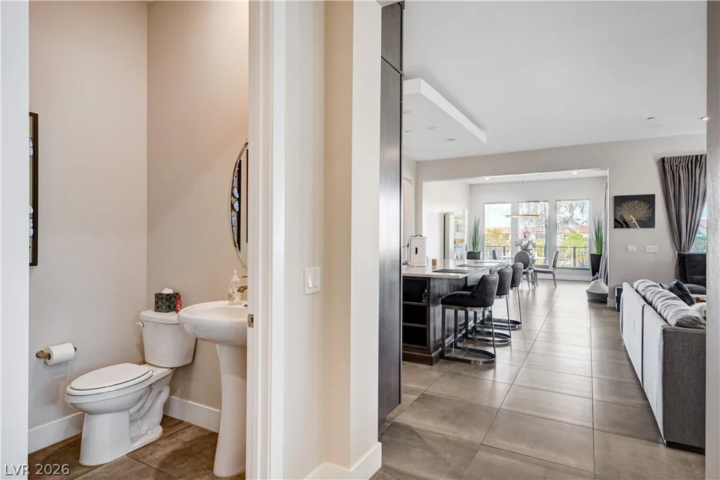 22 Desert Ivy, Henderson, NV 89011