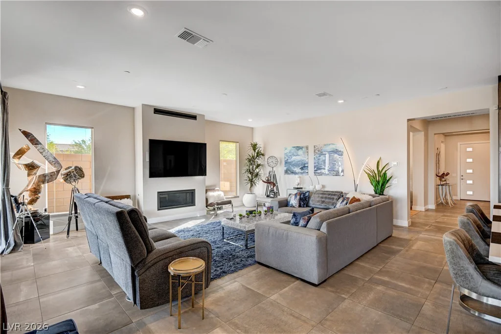 22 Desert Ivy, Henderson, NV 89011