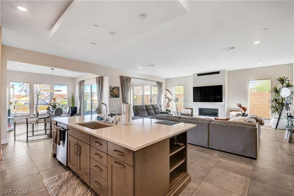 22 Desert Ivy, Henderson, NV 89011
