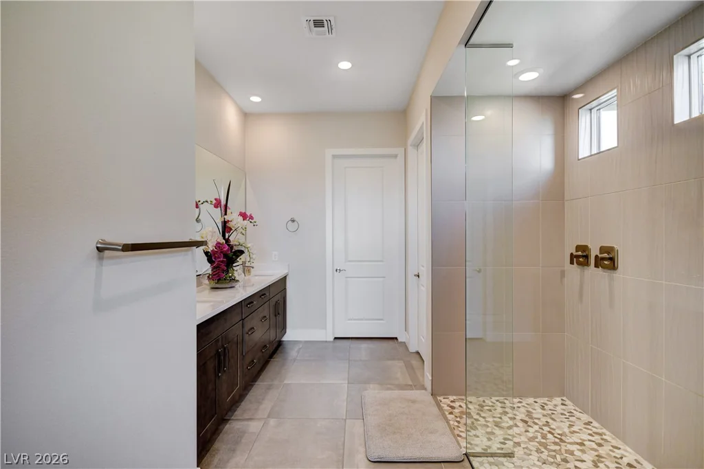 22 Desert Ivy, Henderson, NV 89011