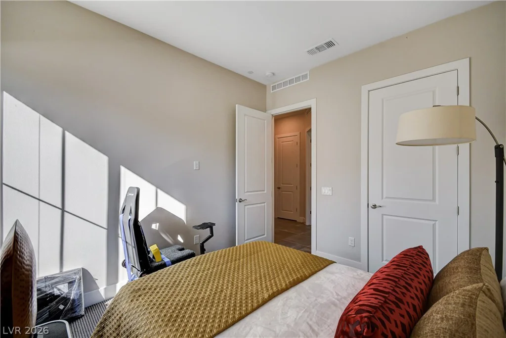 22 Desert Ivy, Henderson, NV 89011