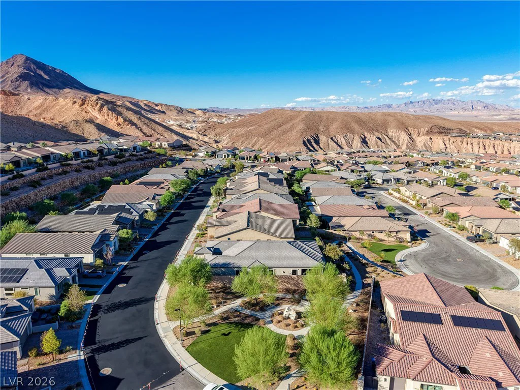22 Desert Ivy, Henderson, NV 89011